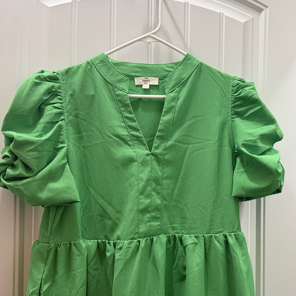 entro Large Women’s Bright Green Tiered Puff-Sleeve Dress - Picture 4 of 5